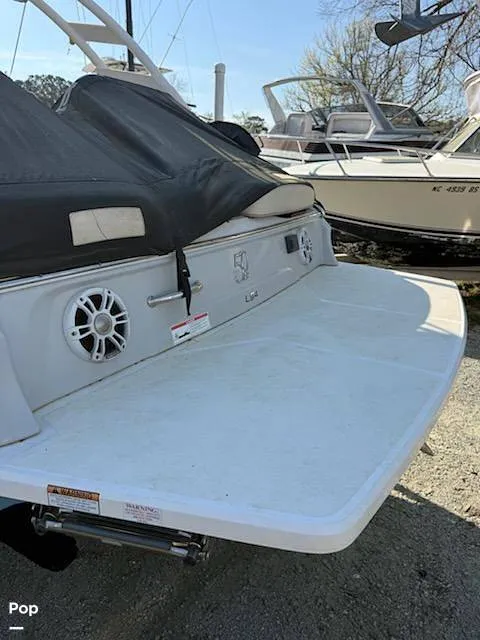 Slide: The Image of Regal LS4 2020 - 16300379