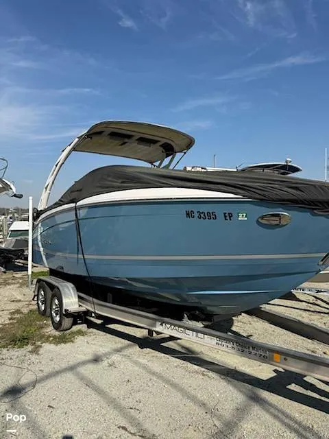 Slide: The Image of Regal LS4 2020 - 16300381