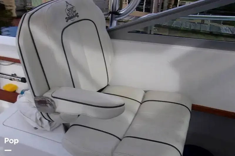 Slide: The Image of Pursuit Tiara 2500 1983 - 14921577