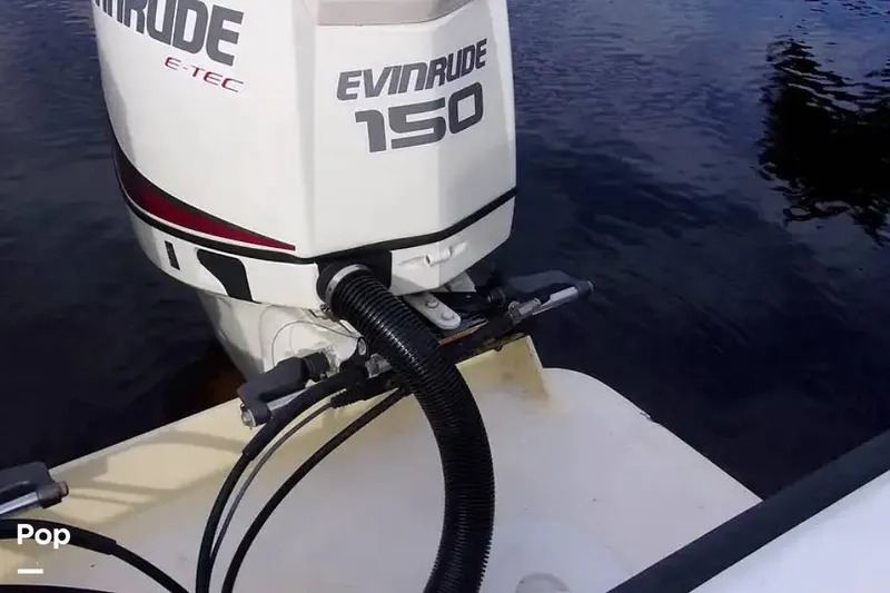 Slide: The Image of Pursuit Tiara 2500 1983 - 14921589