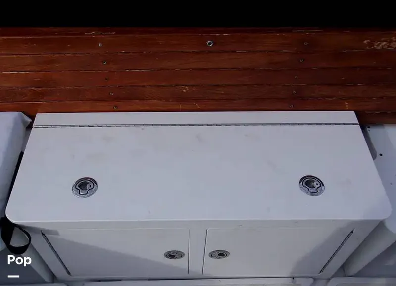 Slide: The Image of Pursuit Tiara 2500 1983 - 14921599