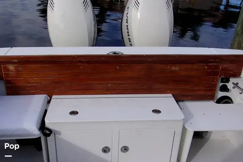 Slide: The Image of Pursuit Tiara 2500 1983 - 14921600