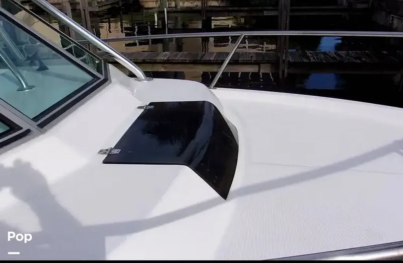 Slide: The Image of Pursuit Tiara 2500 1983 - 14921601