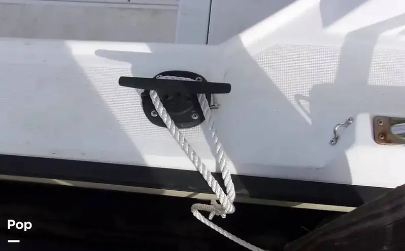 Slide: The Image of Pursuit Tiara 2500 1983 - 14921603