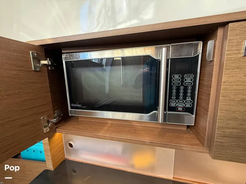 Slide: The Image of Jeanneau Leader 9.0 WA 2020 - 15215475