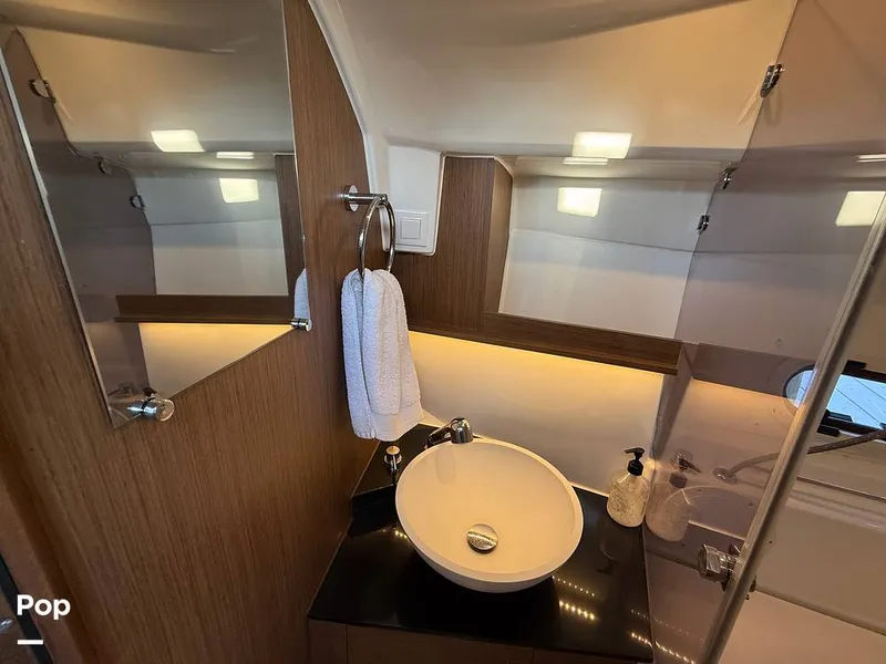 Slide: The Image of Jeanneau Leader 9.0 WA 2020 - 15215495