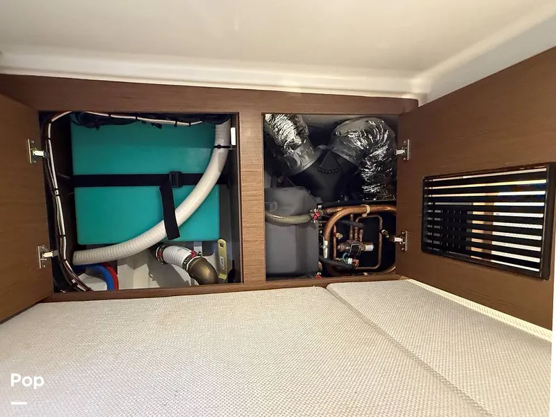 Slide: The Image of Jeanneau Leader 9.0 WA 2020 - 15215512