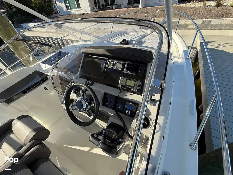 Slide: The Image of Jeanneau Leader 9.0 WA 2020 - 15215436