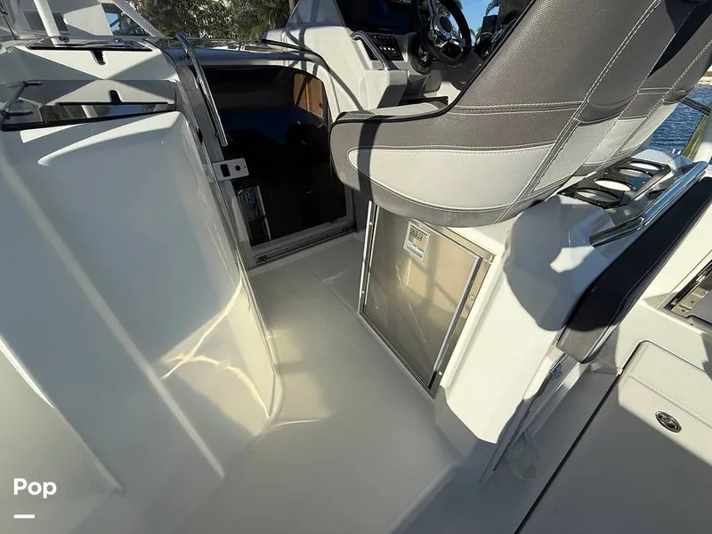 Slide: The Image of Jeanneau Leader 9.0 WA 2020 - 15215447