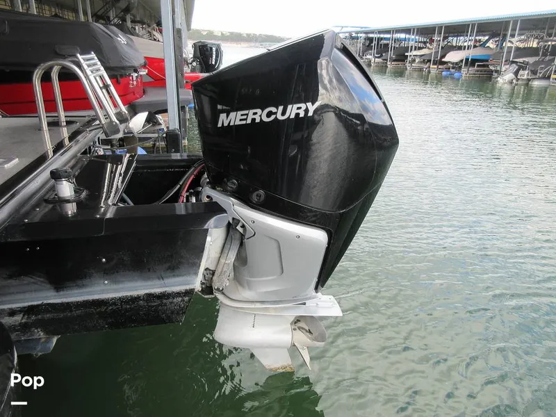 Slide: The Image of Mercury 300L Verado Engine - 15015677