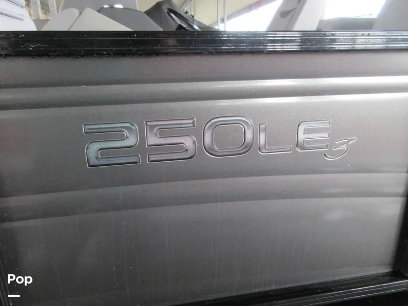 Slide: The Image of Model Logo - 15015675