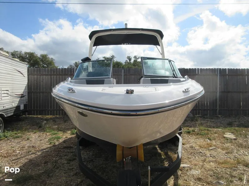 Slide: The Image of Chaparral 21 SSi 2022 - 14860647