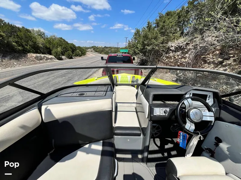 Slide: The Image of Tige R21 2018 - 16307863