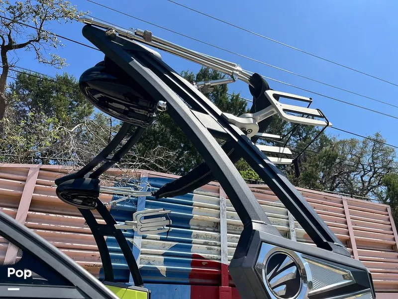 Slide: The Image of Tige R21 2018 - 16312643