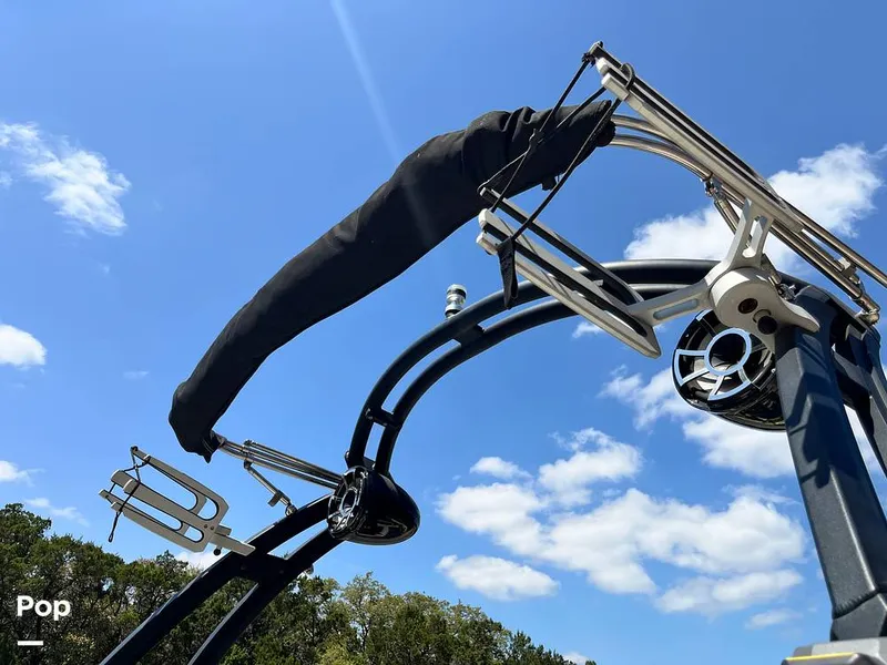 Slide: The Image of Tige R21 2018 - 16312645