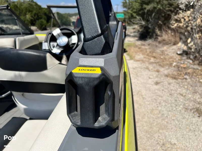 Slide: The Image of Tige R21 2018 - 16312646