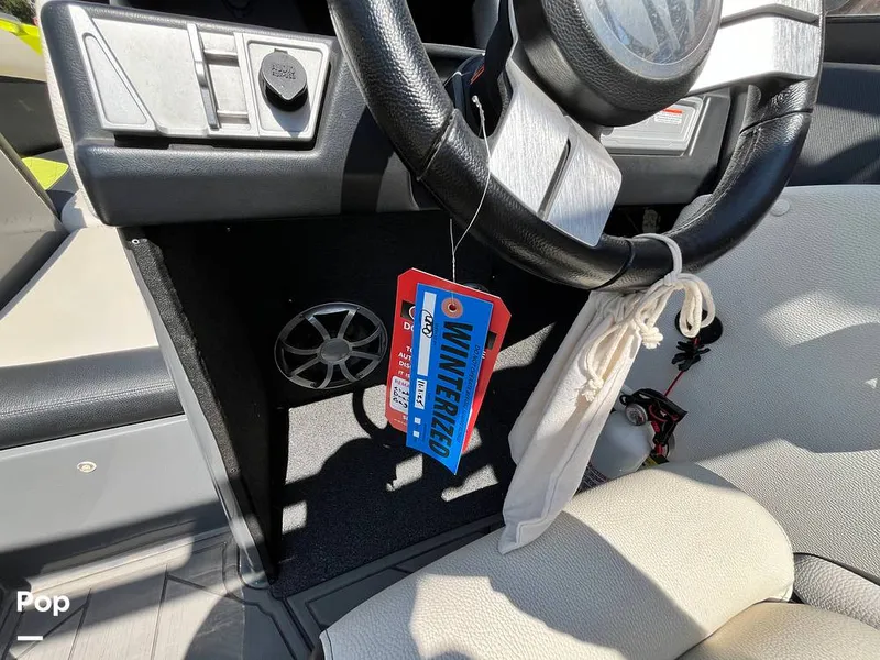 Slide: The Image of Tige R21 2018 - 16312666