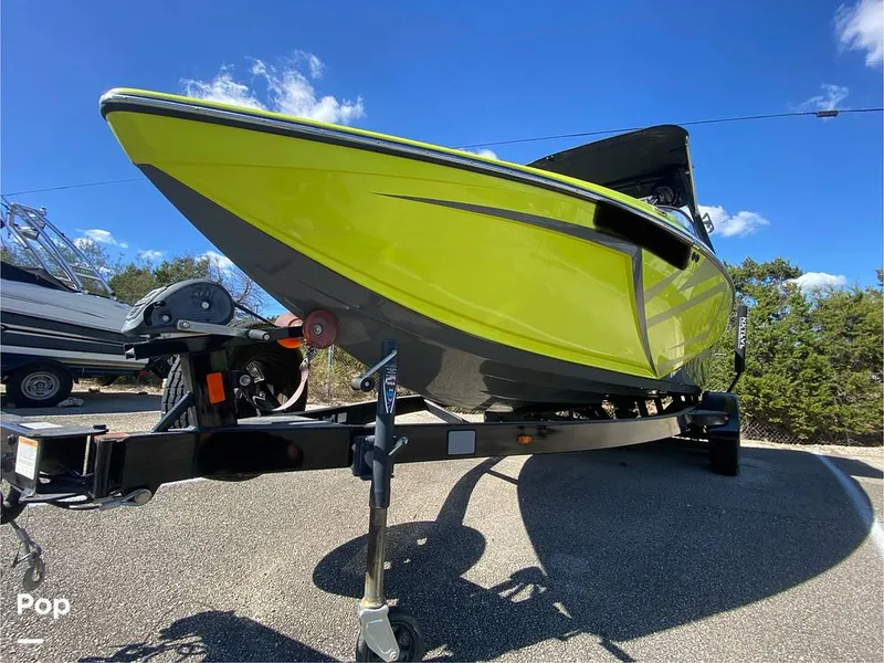 Slide: The Image of Tige R21 2018 - 14891845