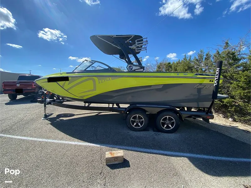 Slide: The Image of Tige R21 2018 - 14891846