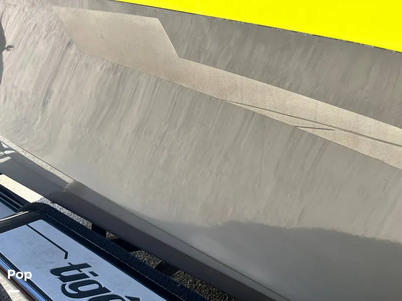 Slide: The Image of Tige R21 2018 - 16312654