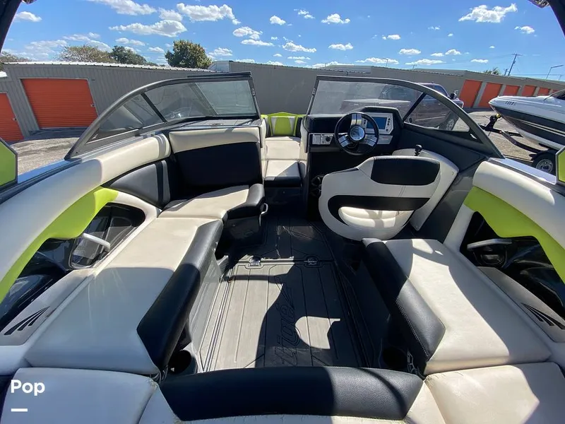 Slide: The Image of Tige R21 2018 - 14891865