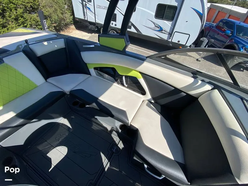 Slide: The Image of Tige R21 2018 - 14891867