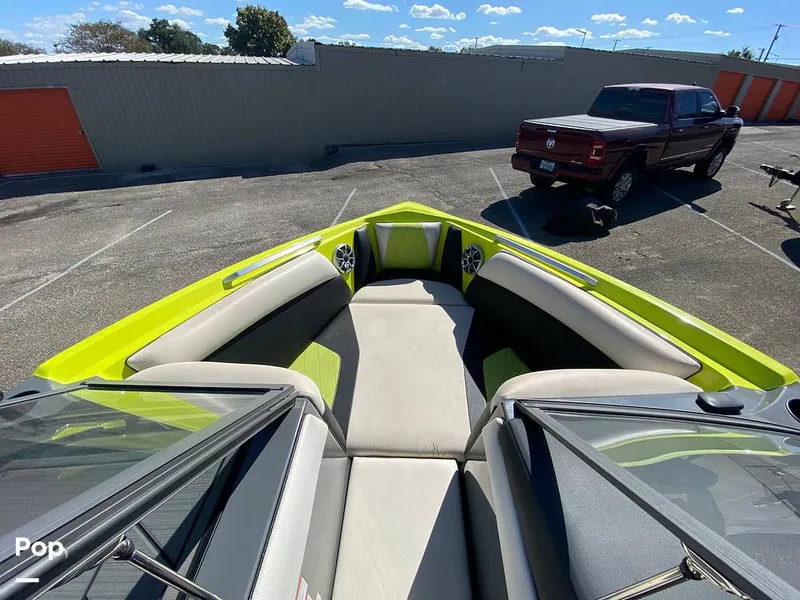 Slide: The Image of Tige R21 2018 - 14891870