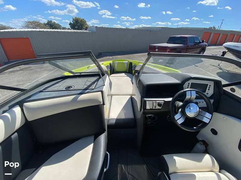 Slide: The Image of Tige R21 2018 - 14891871