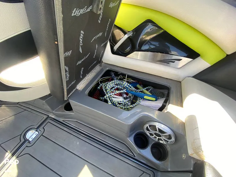 Slide: The Image of Tige R21 2018 - 14891876