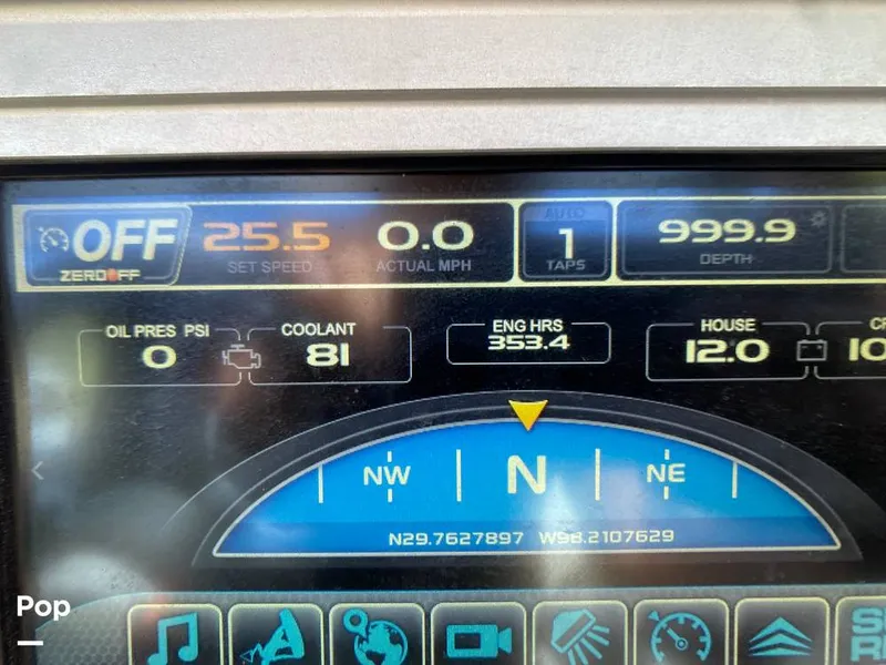 Slide: The Image of Tige R21 2018 - 14891895