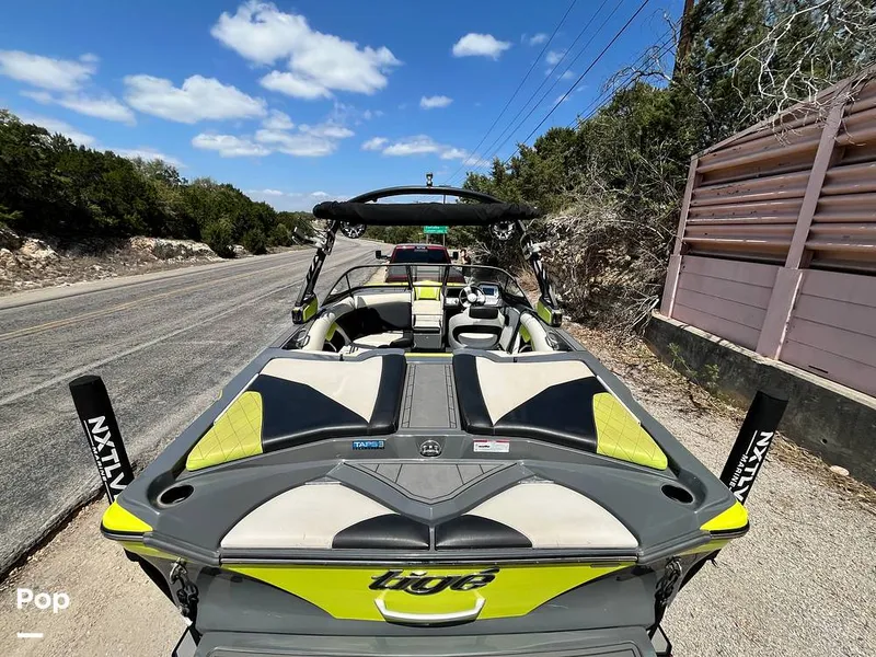 Slide: The Image of Tige R21 2018 - 16307472