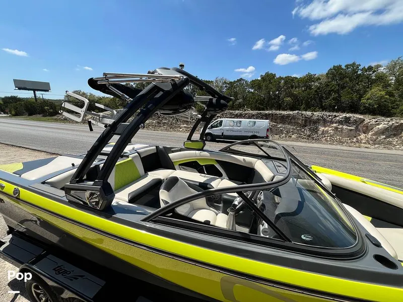 Slide: The Image of Tige R21 2018 - 16307465