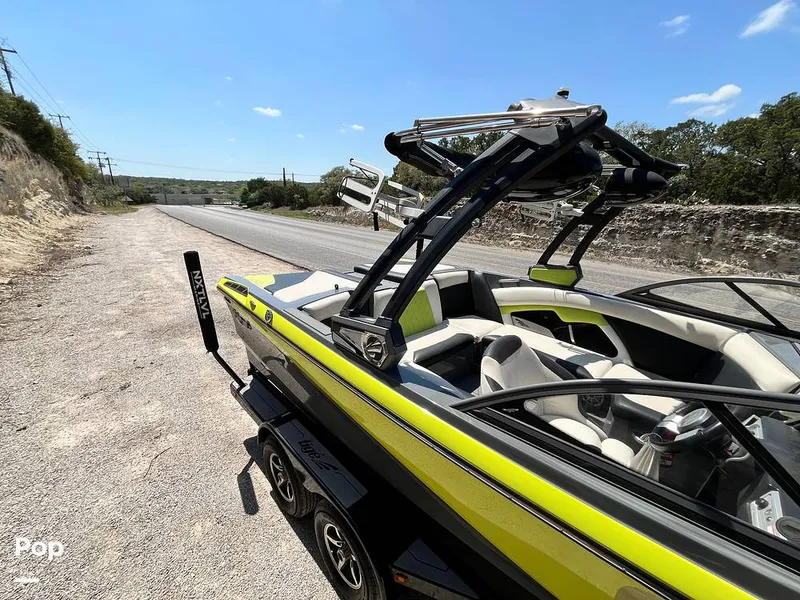 Slide: The Image of Tige R21 2018 - 16307577