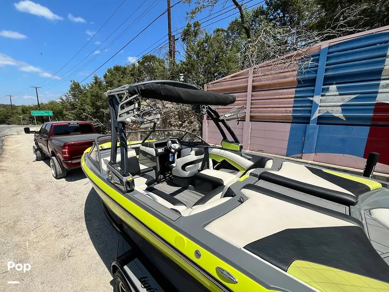 Slide: The Image of Tige R21 2018 - 16307580