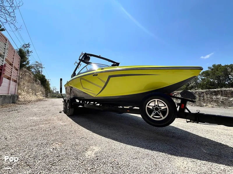 Slide: The Image of Tige R21 2018 - 16307430