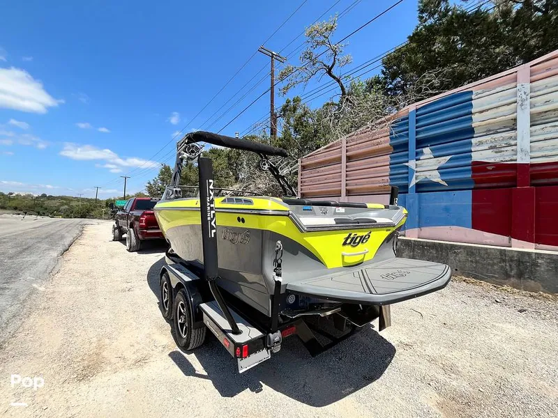 Slide: The Image of Tige R21 2018 - 16307440