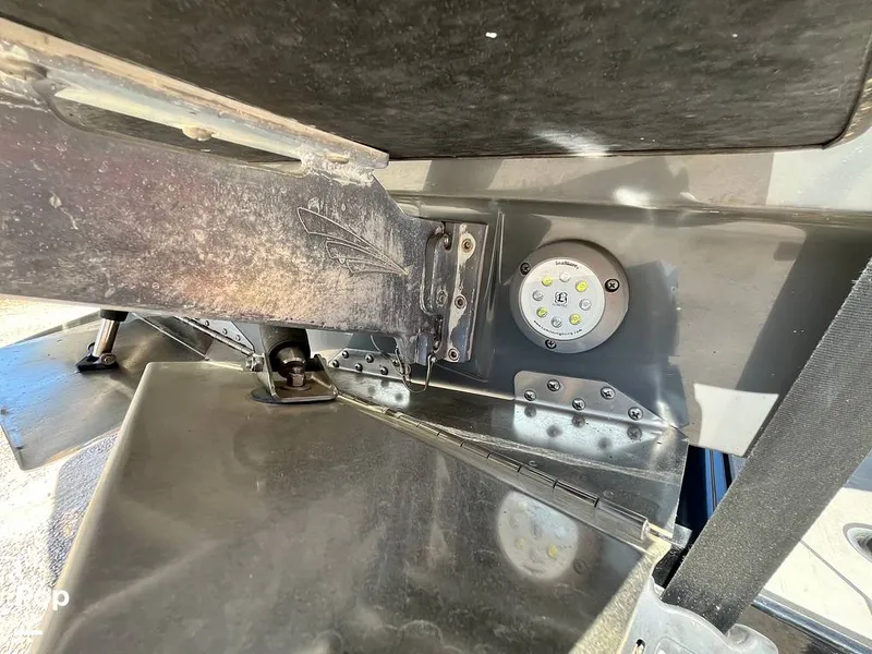 Slide: The Image of Under Water Lighting - 16307442