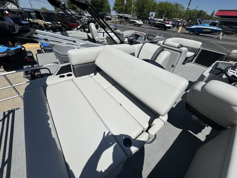 Slide: The Image of Sylvan MIRAGE 8522 CLZ 2026 - 28