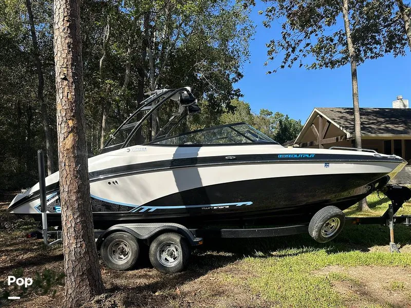 Slide: The Image of Yamaha AR 240 HO 2015 - 14867147