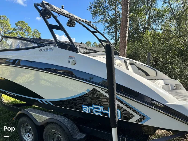 Slide: The Image of Yamaha AR 240 HO 2015 - 14867161