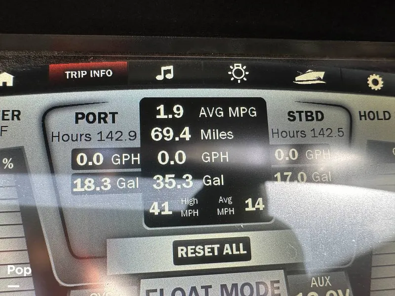 Slide: The Image of Yamaha AR 240 HO 2015 - 14867203