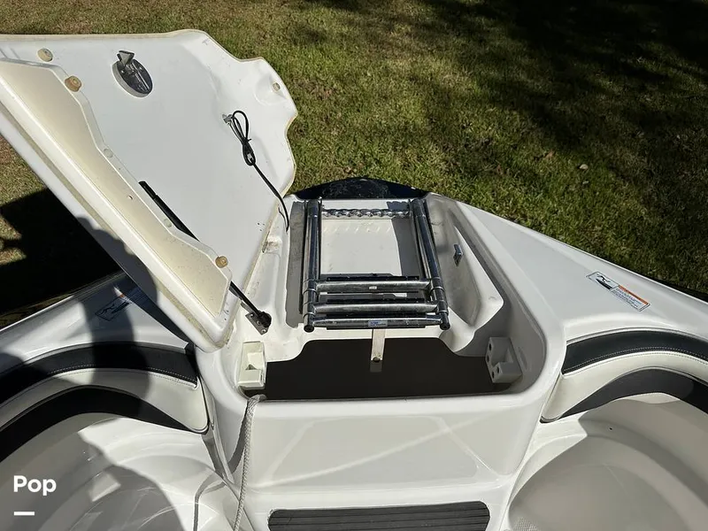 Slide: The Image of Yamaha AR 240 HO 2015 - 14867223