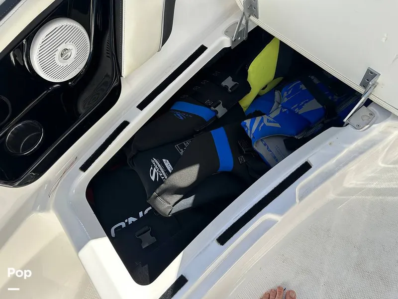 Slide: The Image of Yamaha AR 240 HO 2015 - 14867226