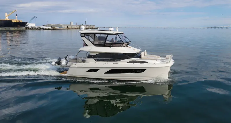 Slide: The Image of Aquila 44 2018 - 70