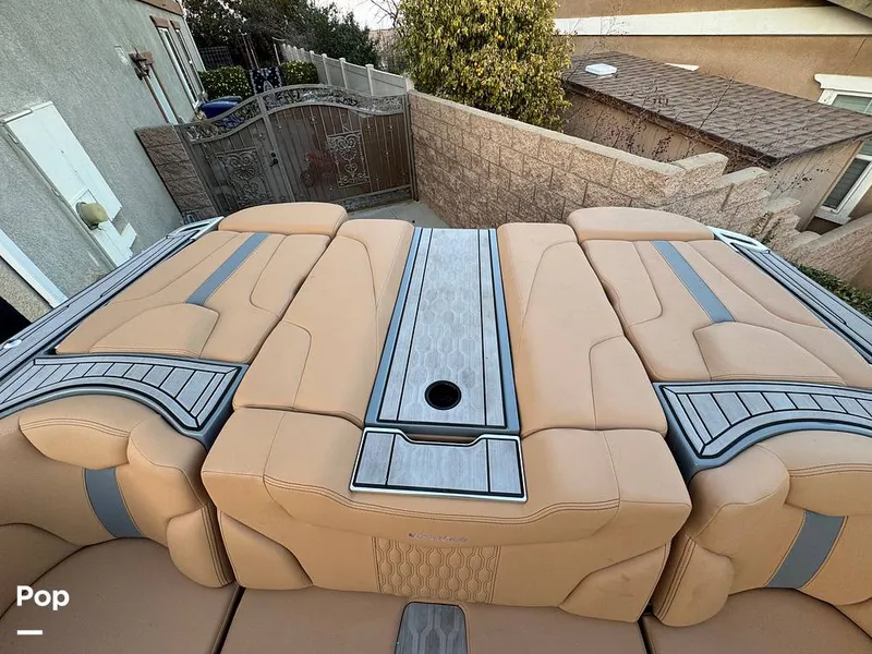 Slide: The Image of Mastercraft XT23 2022 - 15086027