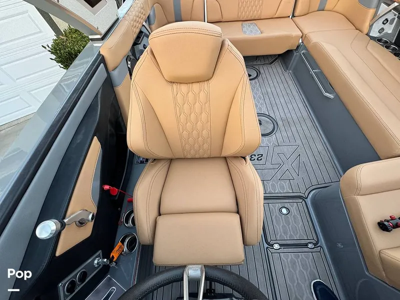 Slide: The Image of Mastercraft XT23 2022 - 15086053