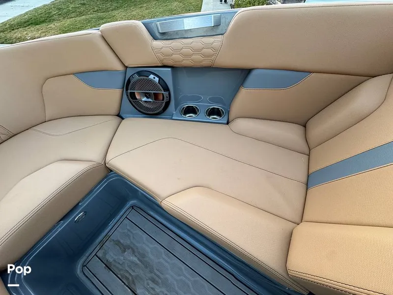 Slide: The Image of Mastercraft XT23 2022 - 15086051