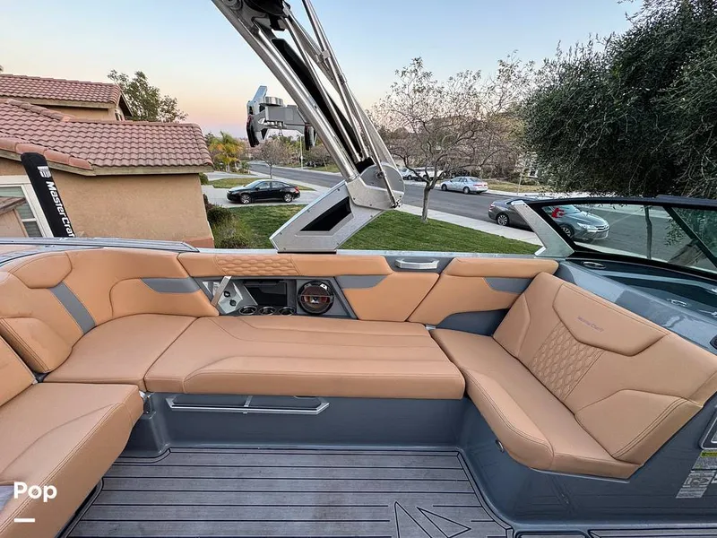 Slide: The Image of Mastercraft XT23 2022 - 15086058