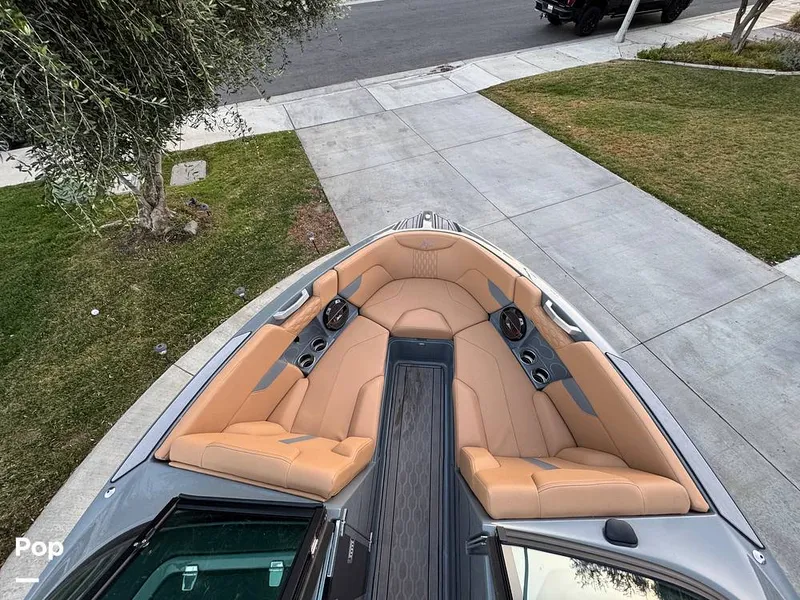 Slide: The Image of Mastercraft XT23 2022 - 15086062