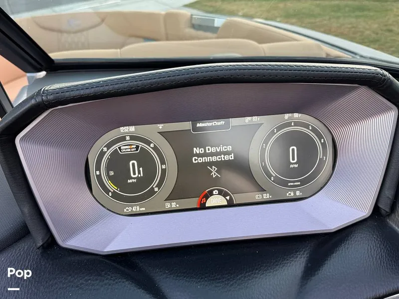 Slide: The Image of Mastercraft XT23 2022 - 15086036